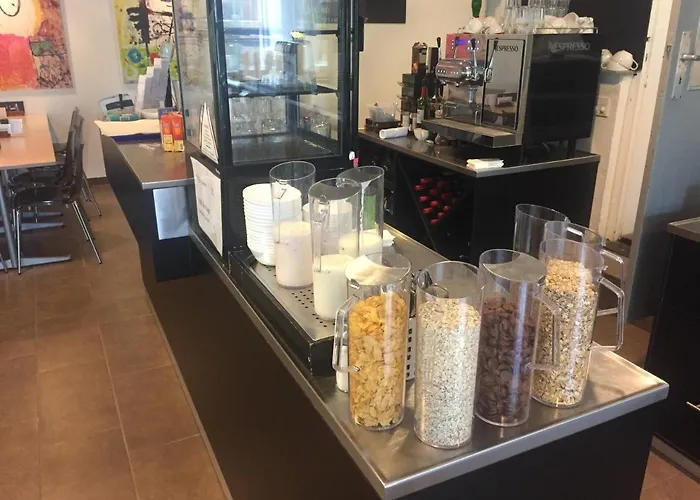 Dueodde Хостел *